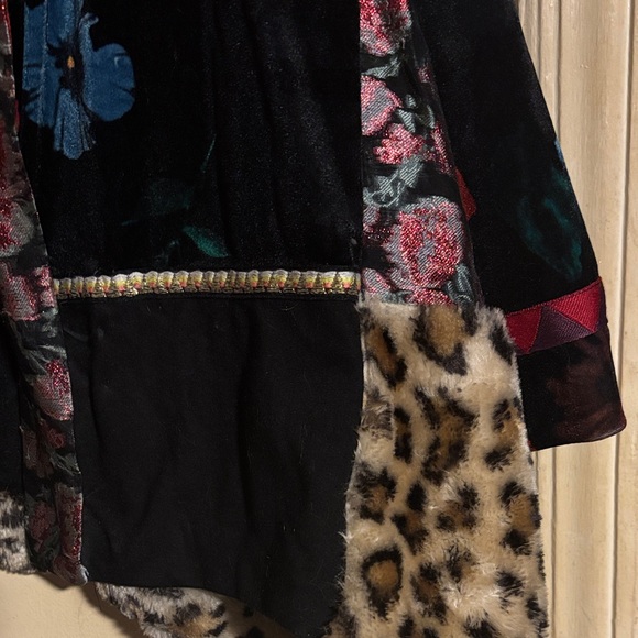 Floral Velvet Robe - Multicolor - Picture 6 of 16